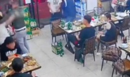 爆料唐山烧烤店视频