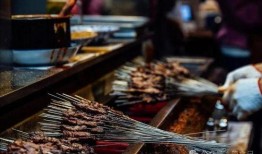 爆料锦州烧烤店事件视频,视频揭露惊人真相，网友热议不断