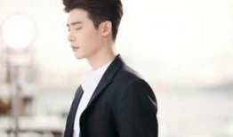 李钟硕的电视剧,情感纠葛与成长蜕变