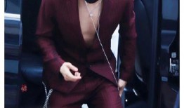 爆料张艺兴豪车视频,奢华座驾引网友热议