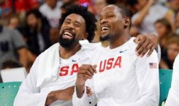 沃神最新爆料克莱,潜在下家浮出水面，湖人前景再起波澜”