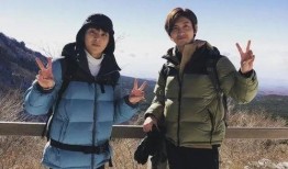 金珉锡演过的电视剧,从鬼怪到爱的迫降，跨越时空的浪漫演绎