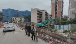 都市爆料拆迁视频,拆迁现场直击，揭秘拆迁背后的故事